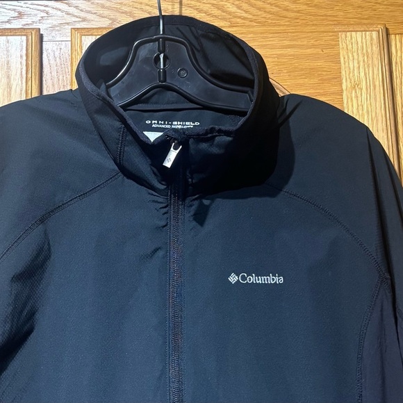 Columbia Omni-Shield Women's Black Rain Jacket Size XL EUC - Picture 3 of 7